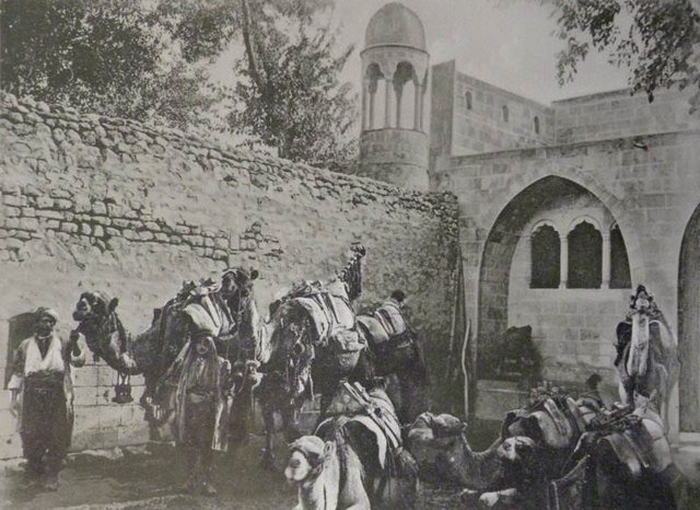 A caravansary in Urfa (Source: Hugo Grothe, Geographische Charakterbilder, Leipzig, 1909)