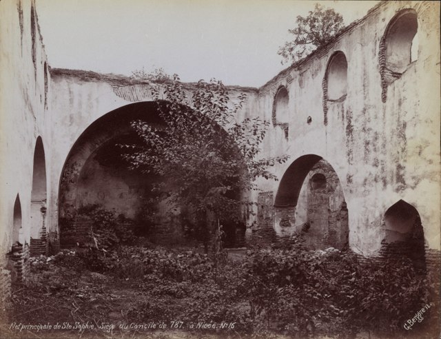 İznik Ayasofyası / Guillaume Berggren Fotoğrafı
