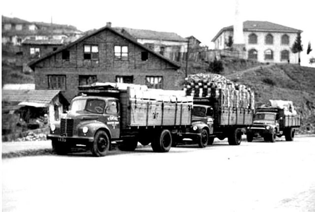 1960′larda İzmit’te Kamyonlar