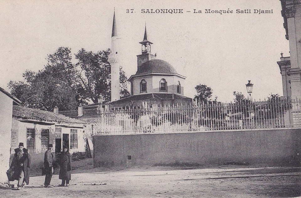 Selanik Saatli Camii
