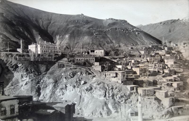 The small town of Arghana Maden / Ergani (Source: Michel Paboudjioan collection)