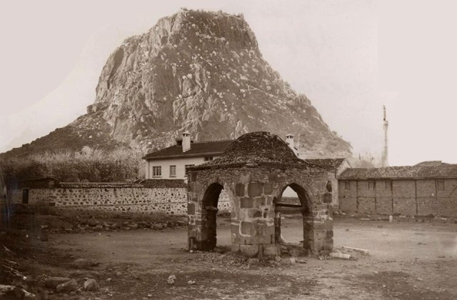 Germiyanoğlu Süleyman Şah Türbesi. Afyonkarahisar