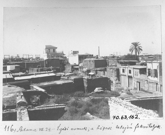 Adana'da Bir Mahalle / 1914