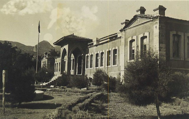 Soma Hükümet Konağı