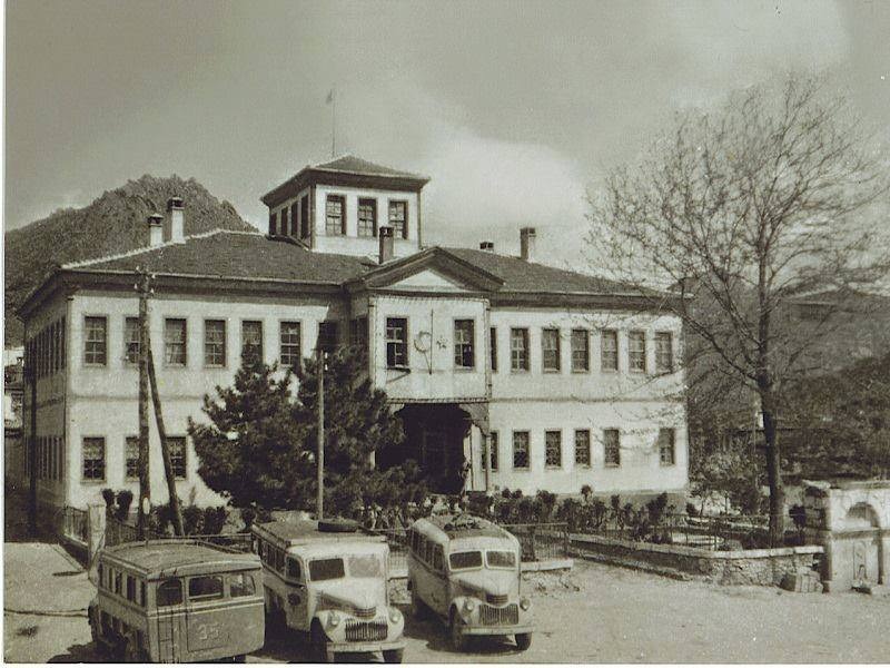Sivrihisar'da Eski Otobüsler