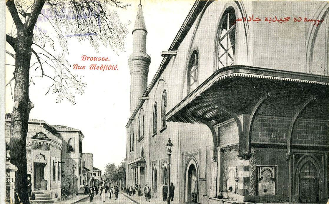1930′larda Bursa Mecidiye Caddesi