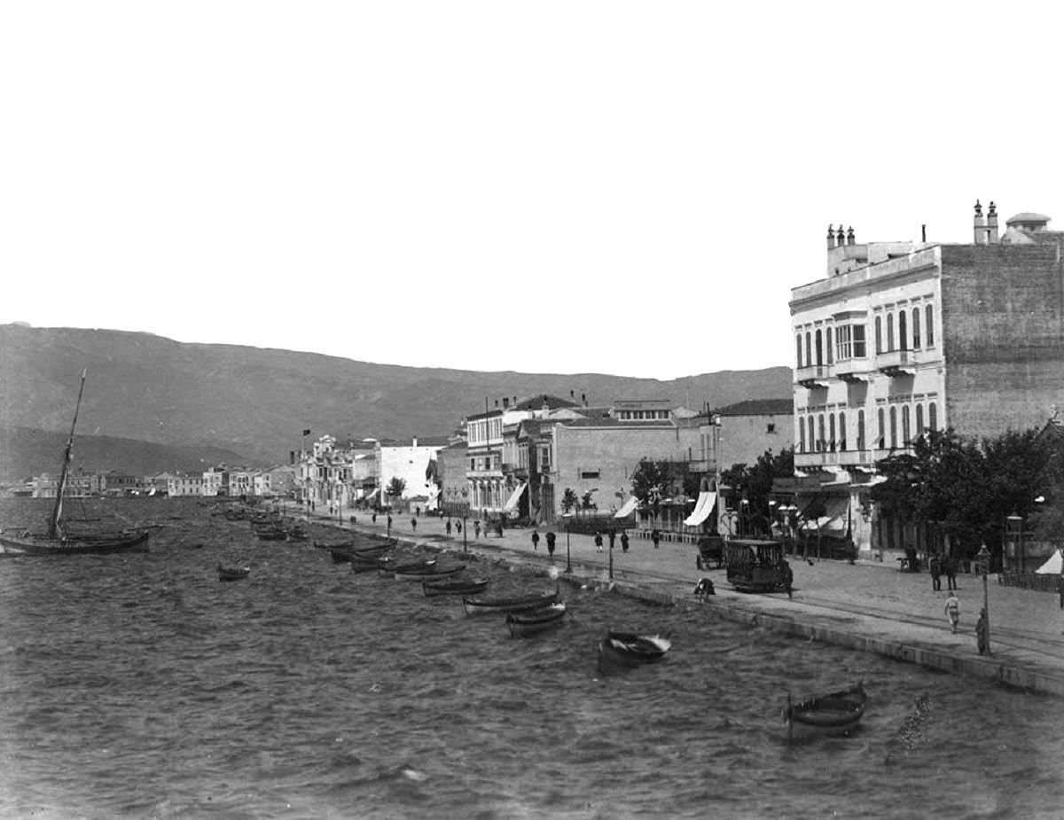 İzmir Kordonboyu