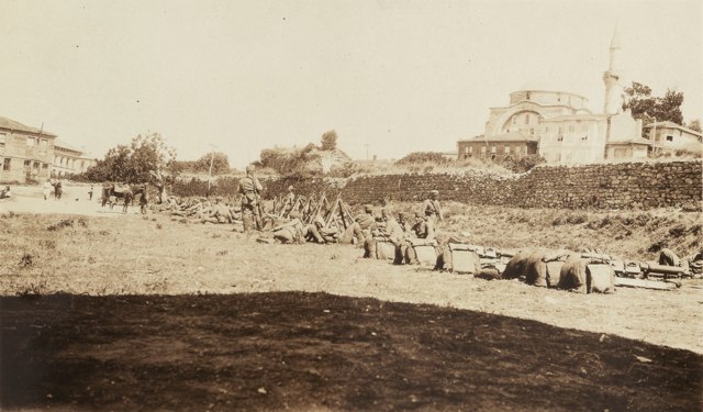 Dinlenen Askerler, Konya (?) Civarları / 1920'ler