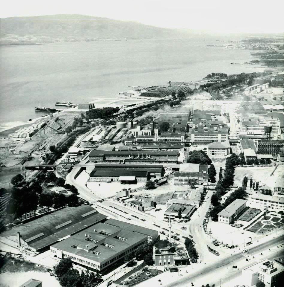 1970′lerde İzmit Havadan Görünümü