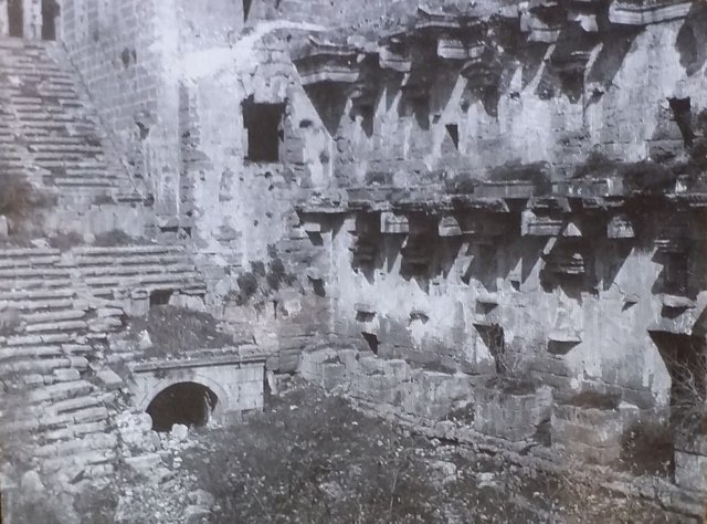 Aspendos Tiyatrosu