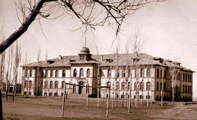 Erzurum Öğretmen Okulu / 1953