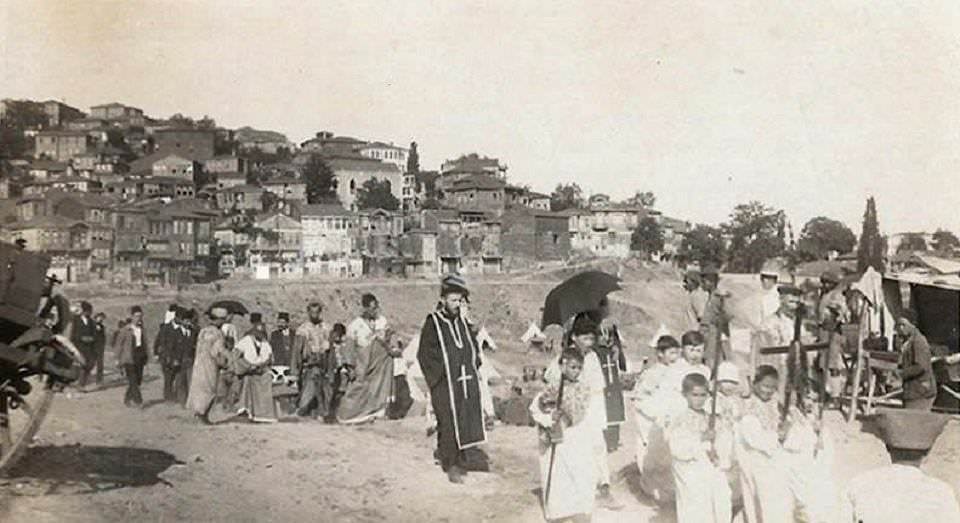 İzmit’te Ermeni Cenaze Töreni / 1920