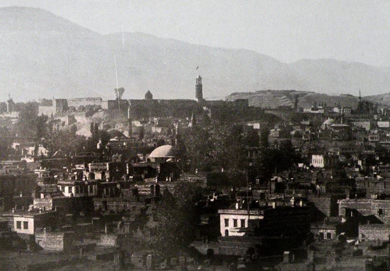 Erzurum (Kaynak: Vahan Inglisyan, Der diener Gottes. Mechitar von Sebaste, Viyana, 1929).