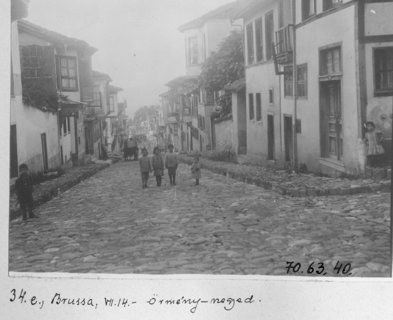 Armenian room in Bursa / 1914