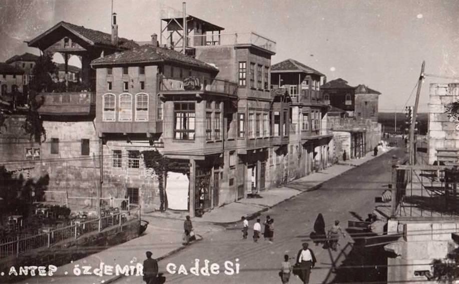 Özdemir Caddesi, Gaziantep