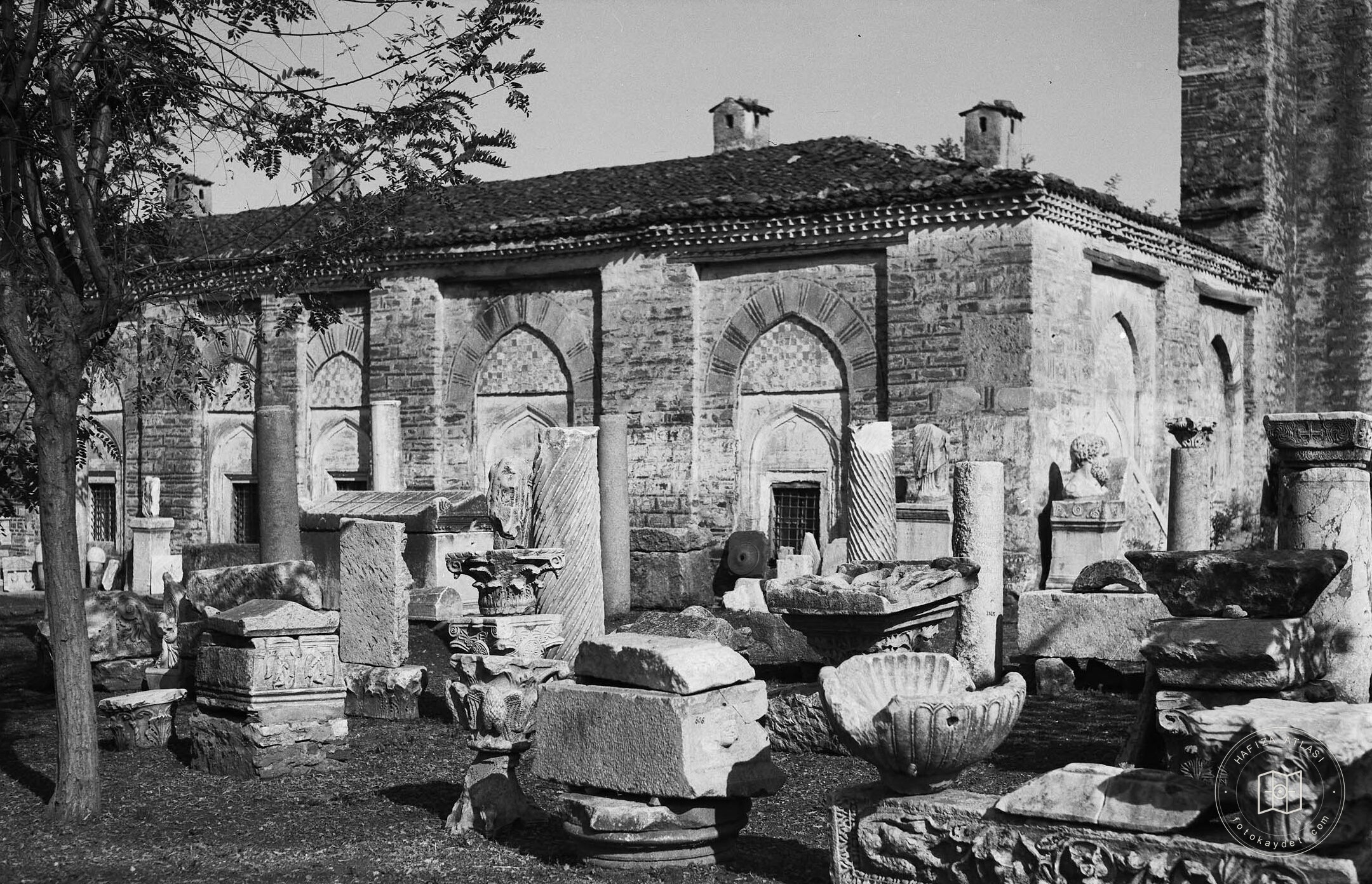 Green Mosque Medresesi