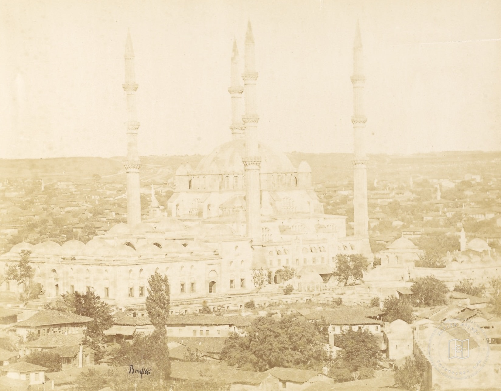 Üç Şerefeli Mosque Minaresinden Edirne Selimiye Mosque
