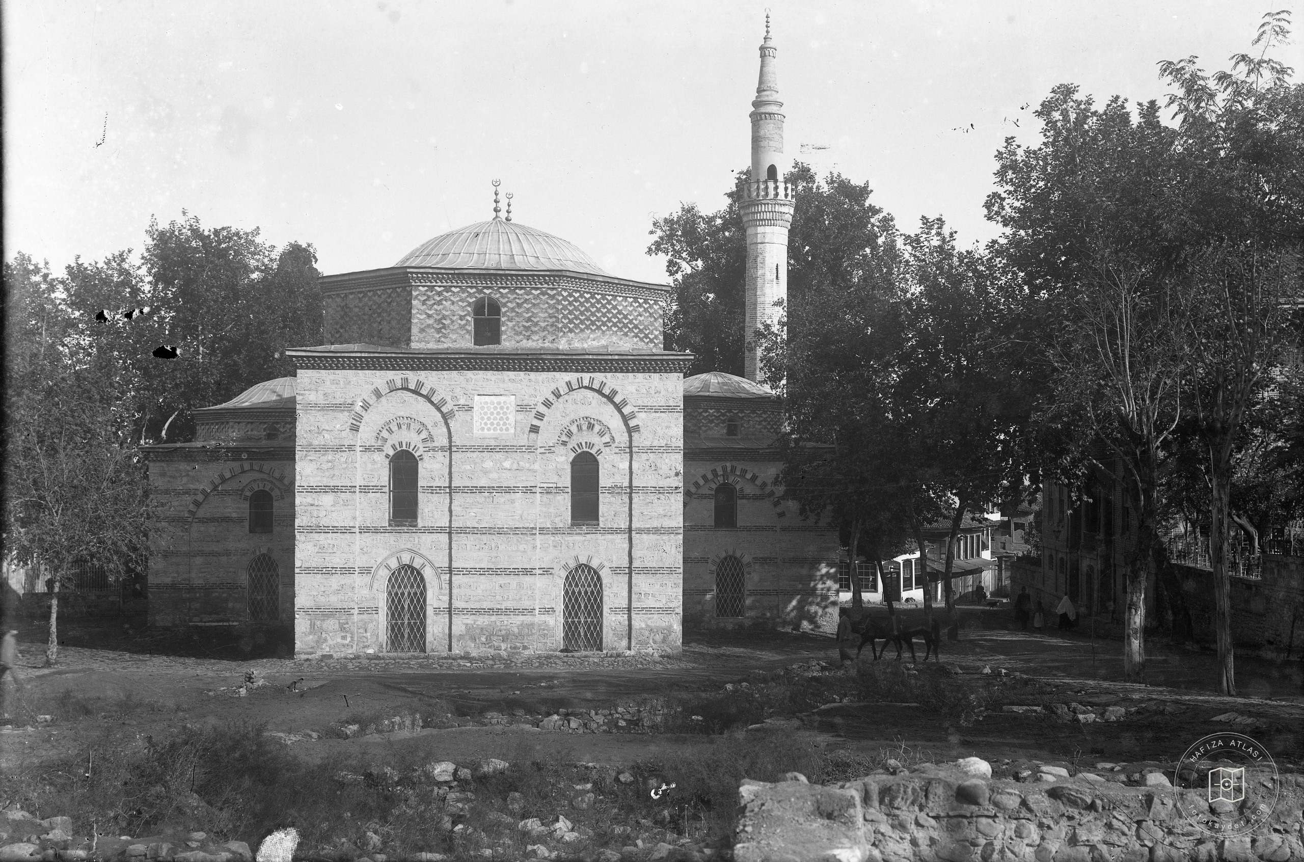 Gazi Orhan Bey Mosque Rear Wall