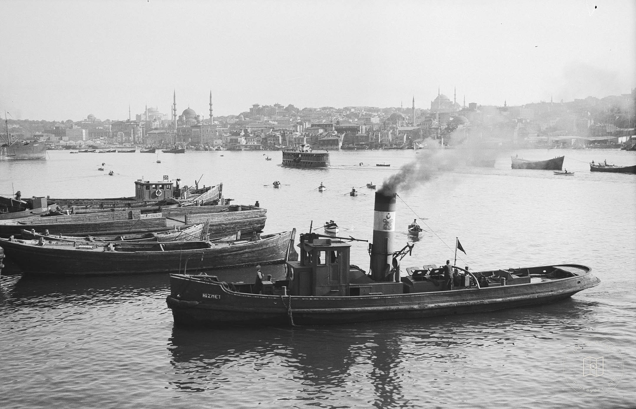 Golden Horn and New Mosque