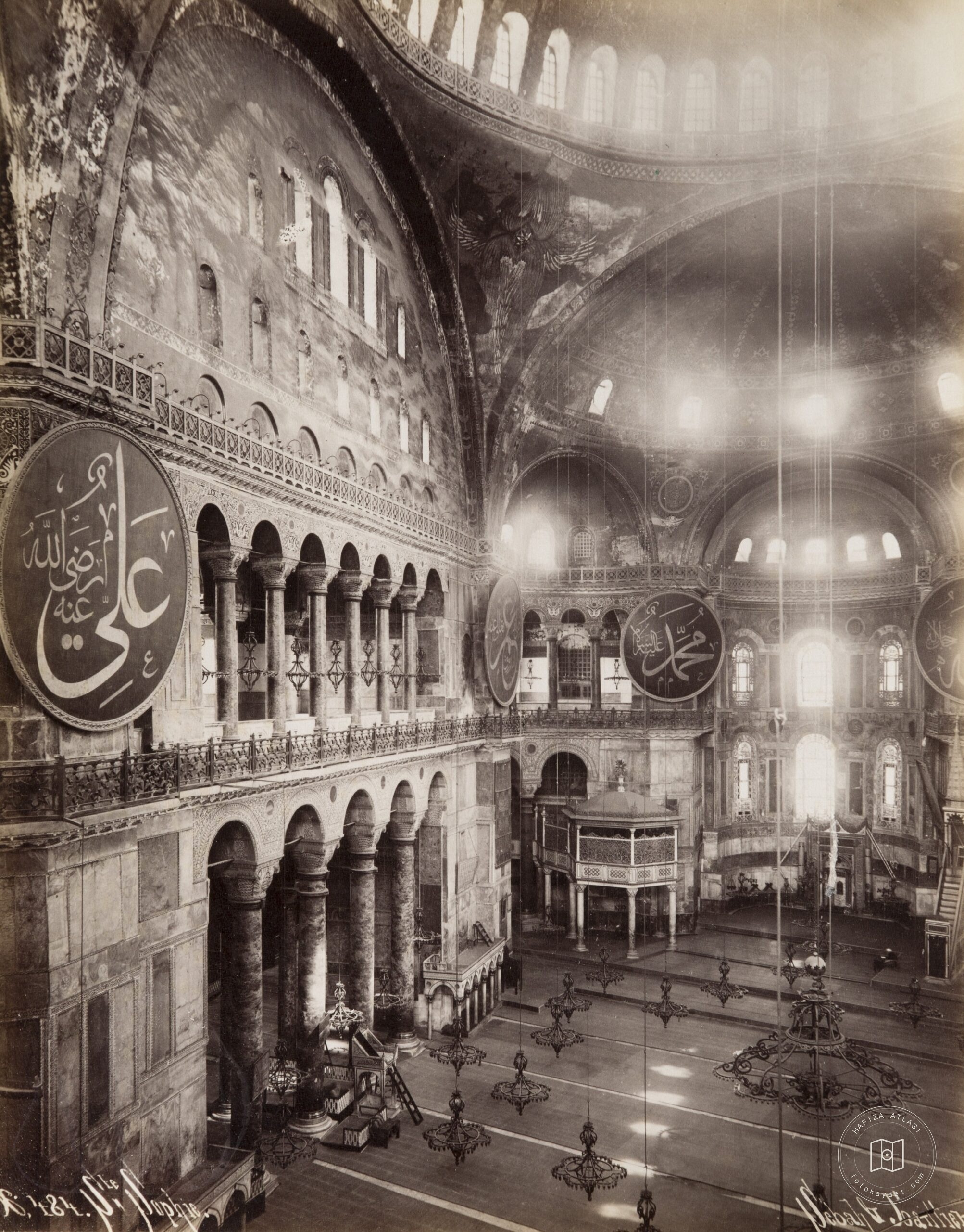 Ayasofya Camii İç Görünümü