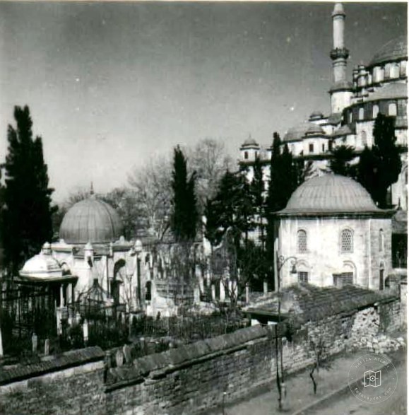 Fatih Sultan Mehmet Tomb and Fatih Mosque