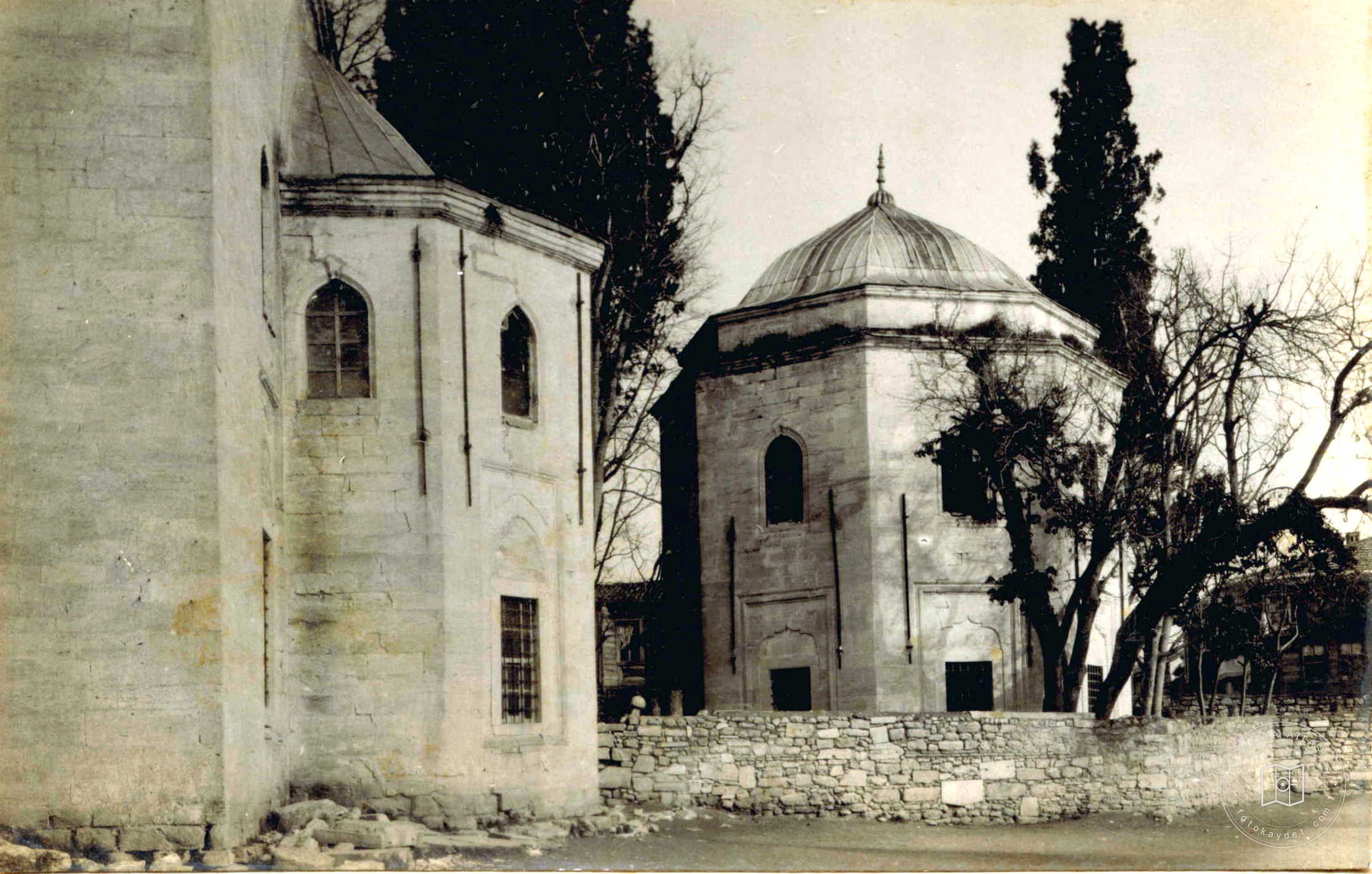 Davut Paşa Türbesi