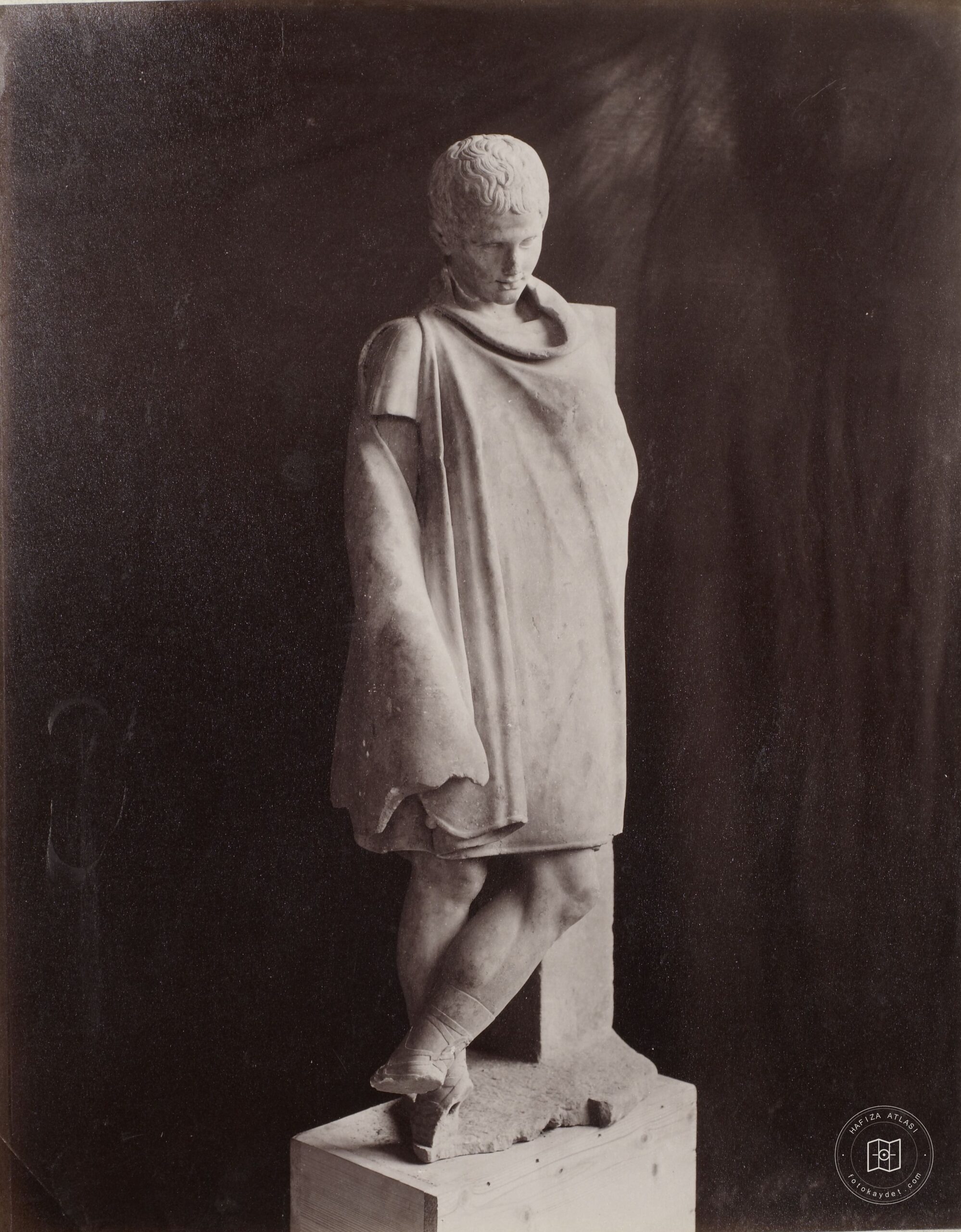 Trallesli Ephebos Sculpture