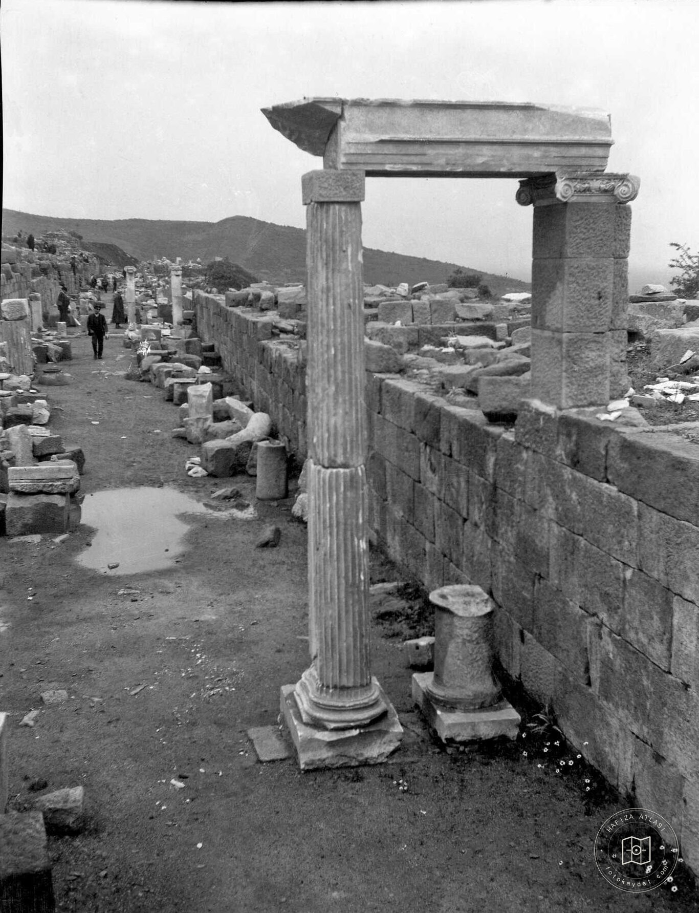 Pergamon: Down Gymnasium