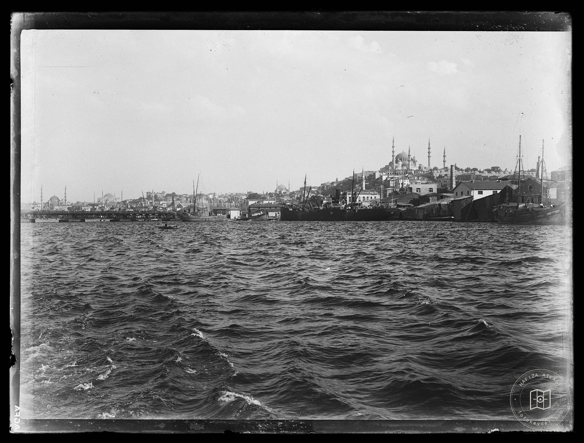 Perşembe Pazarı’ndan Eminönü Tarafına Bakış
