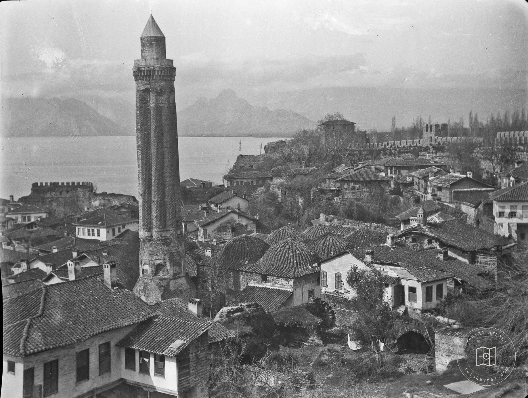 Fluted Minare Mosque