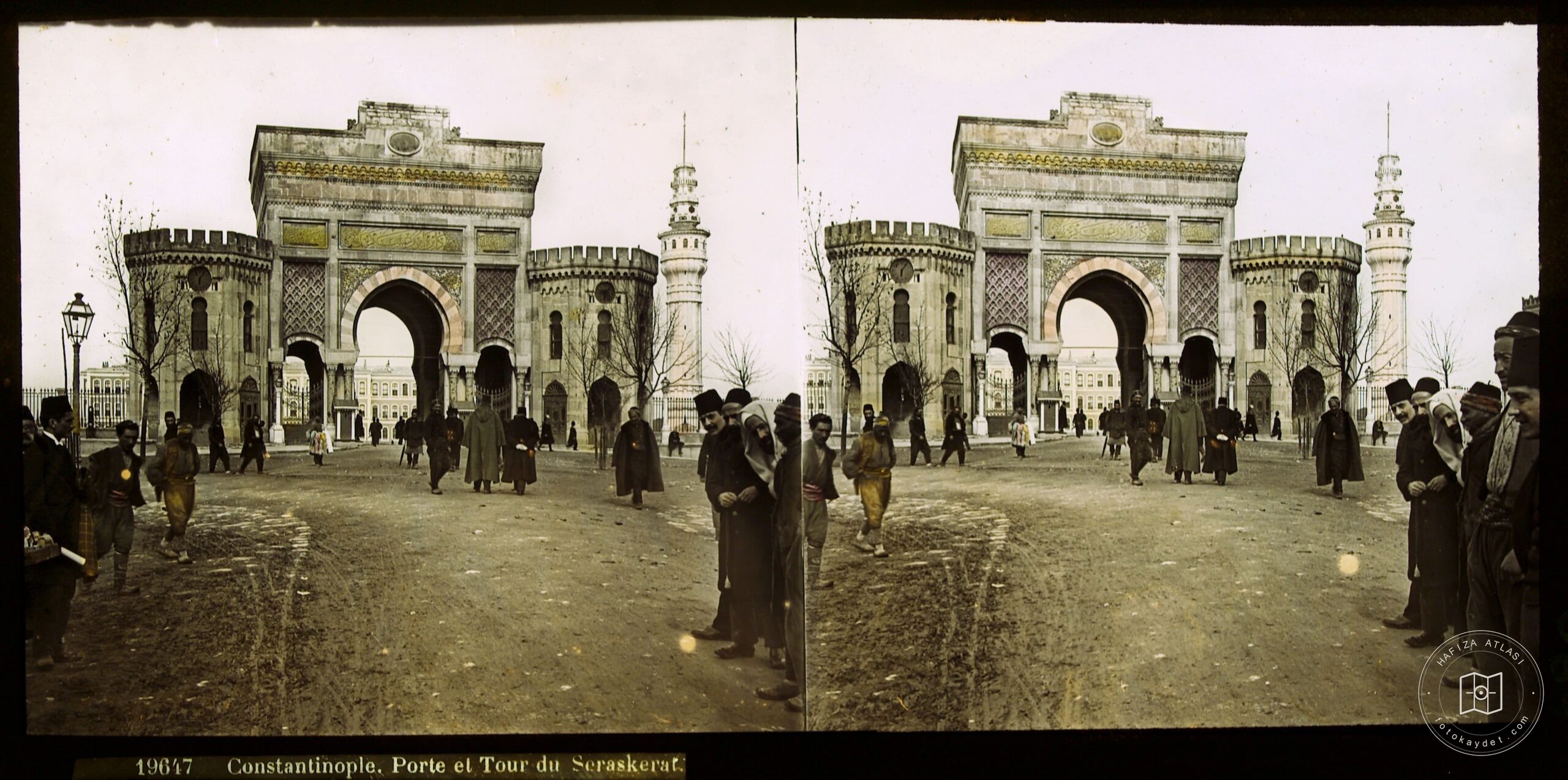 Seraskerat Kapısı, Beyazıt Kulesi ve İnsanlar