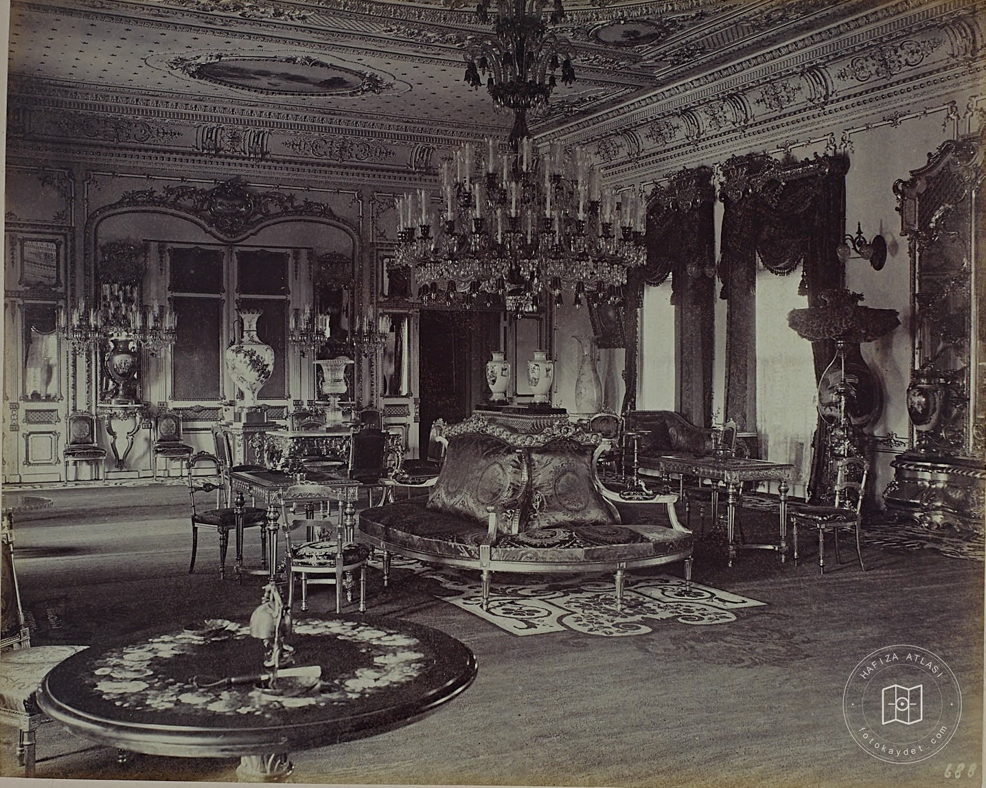 Yıldız Palace Şale Kasrı’nda Old Daire’de Üst Kat Büyük Salonu