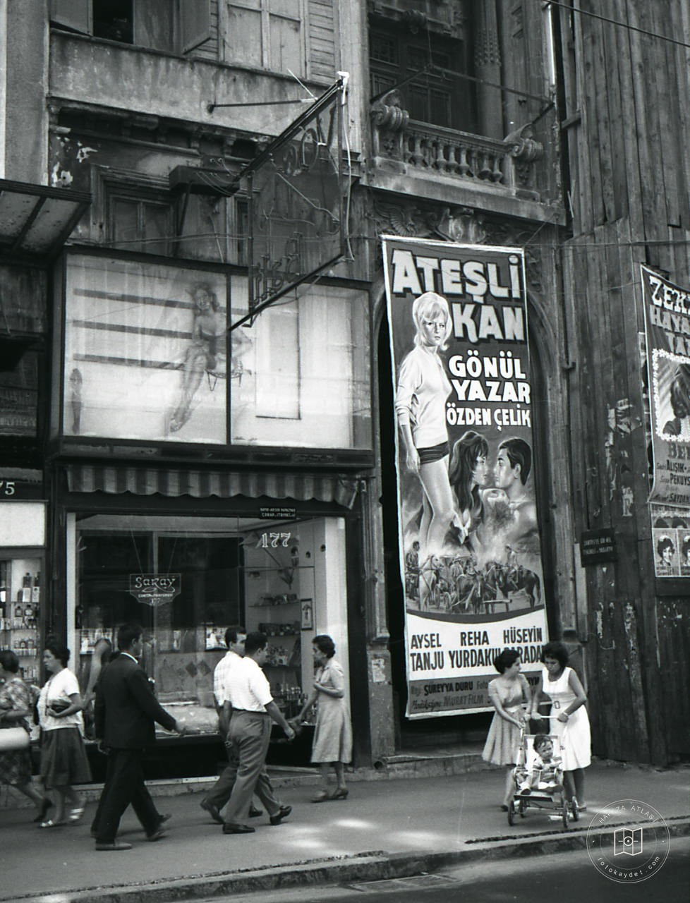 Alkazar Cinema Front