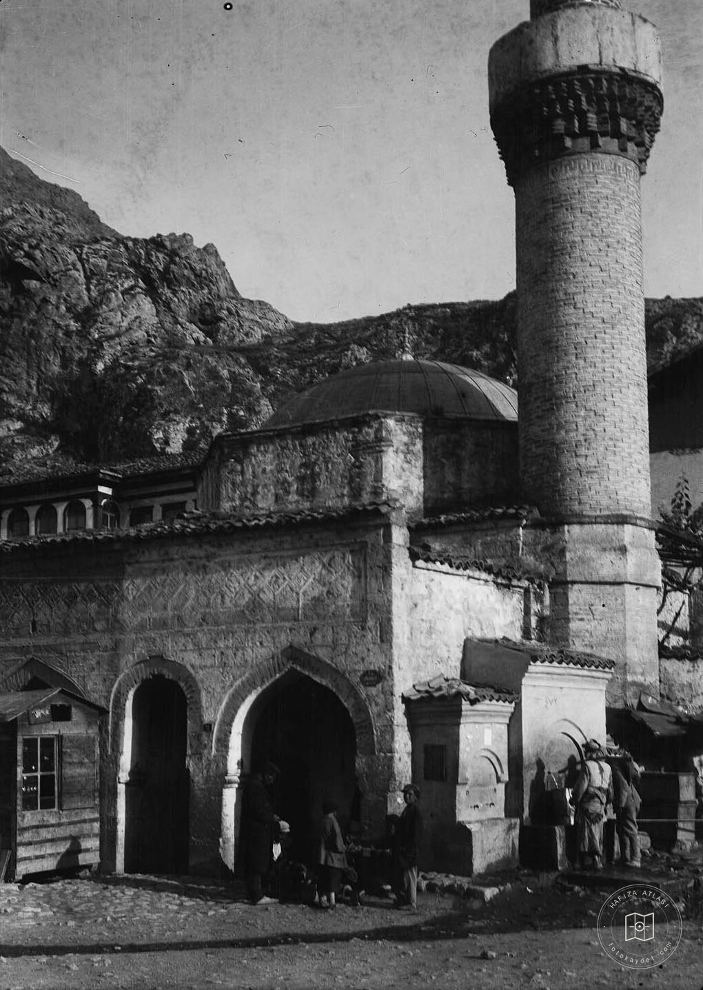 Ekin Market Mosque