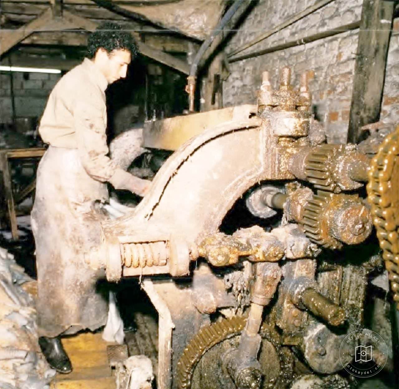 Kazlıçeşme’de Deri Fabrikası