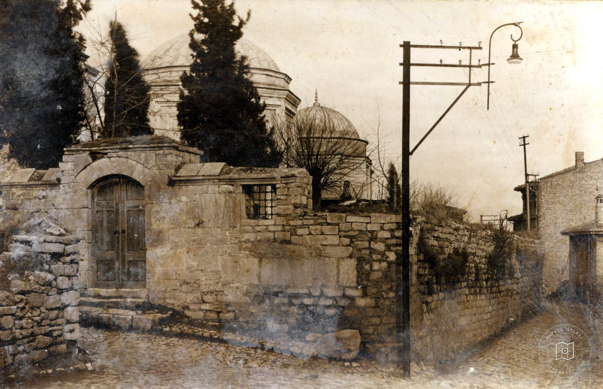 Yavuz Sultan Selim Camii Türbeler Kısmı