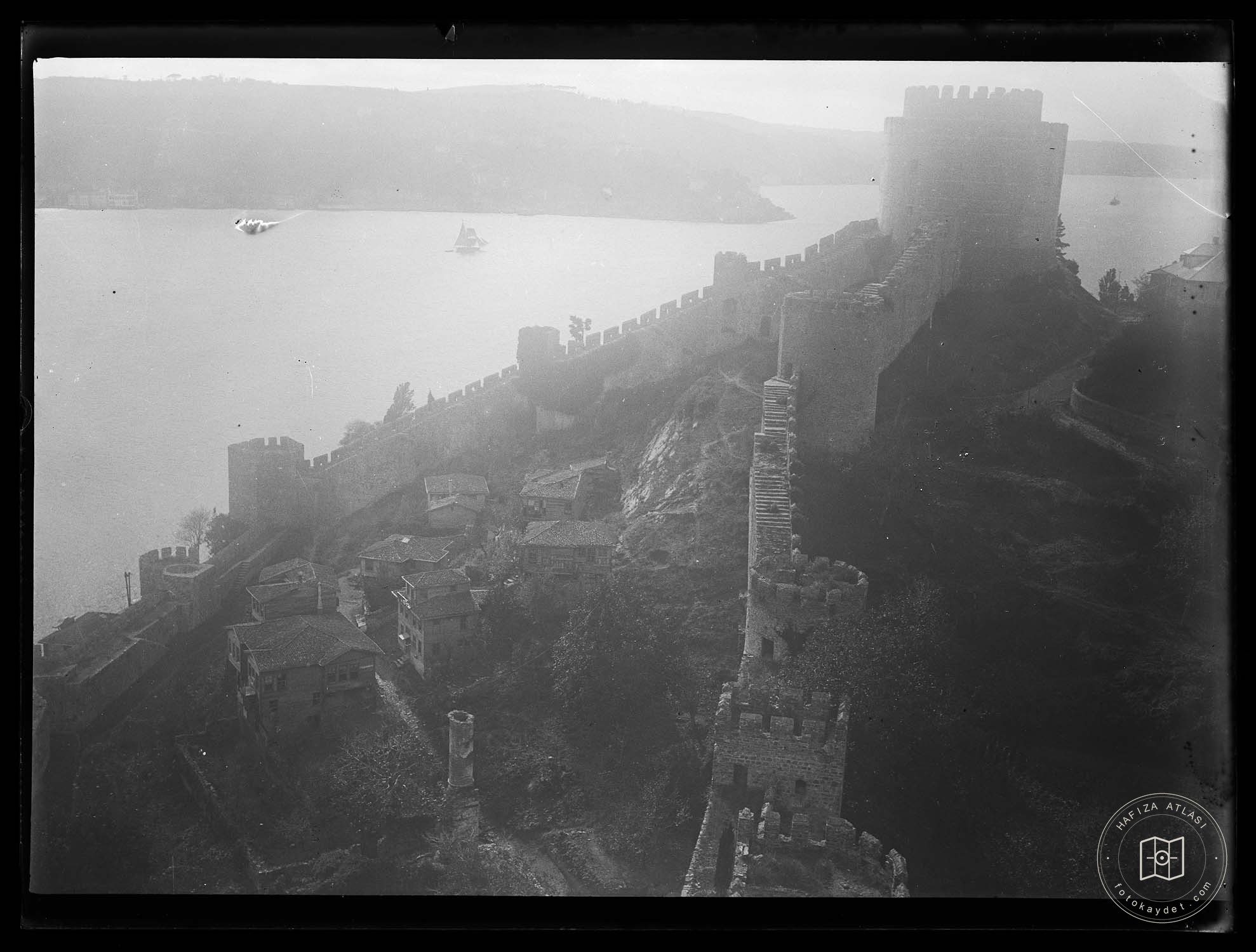 Rumeli Hisarsı from Saruca Pasha Tower