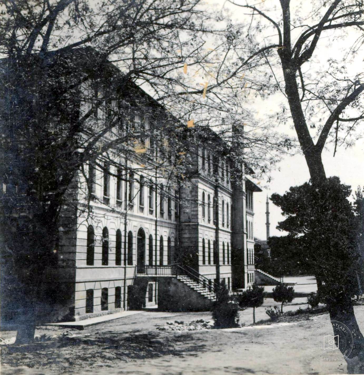 Darüşşafaka Lisesi