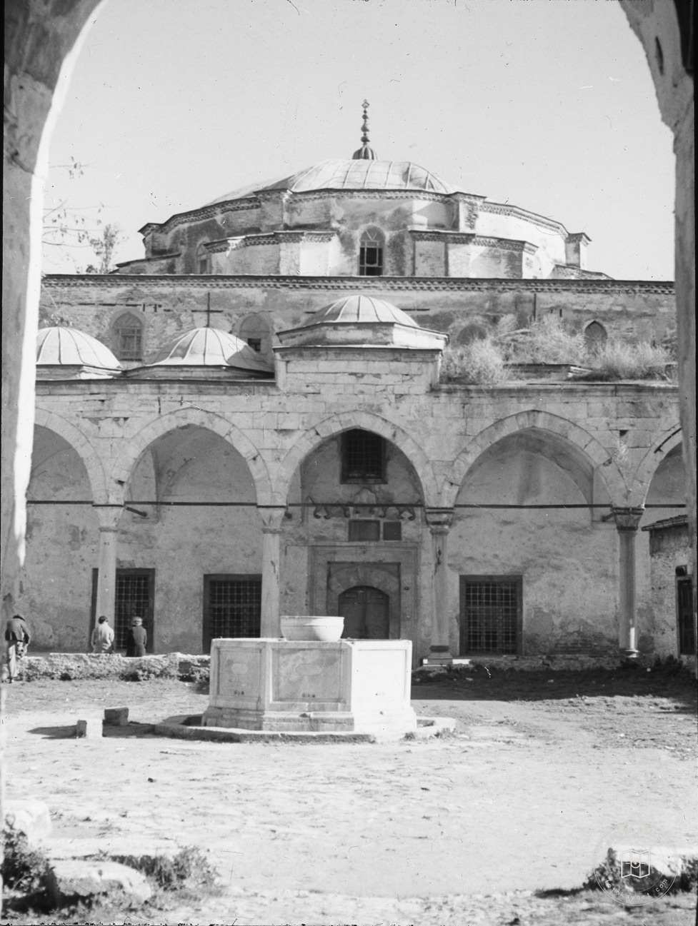 Küçük Ayasofya Camii Avlu ve Batı Cephesi