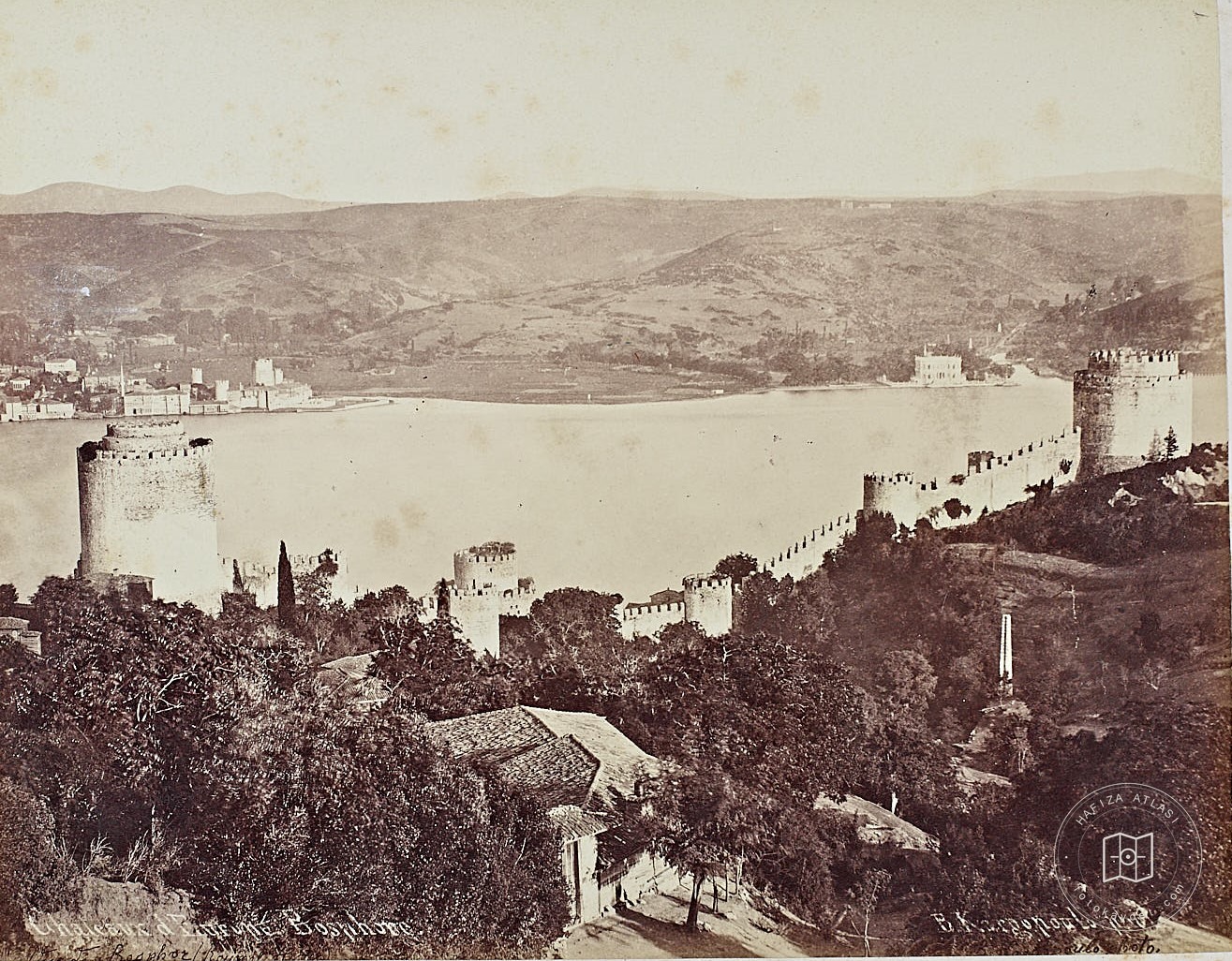 Hisarı, Bosphorus and Anadoluhisarı View