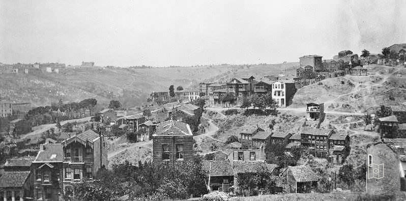 Asmalı Hamam Sokak’tan Ortabayır Sokak ve Çevresi