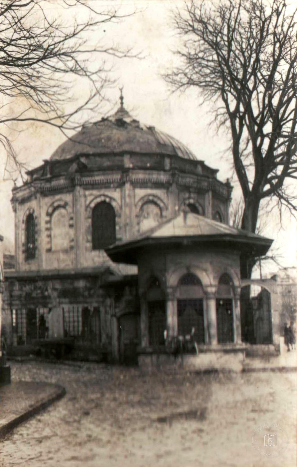 Koca Sinan Paşa Türbe ve Sebili