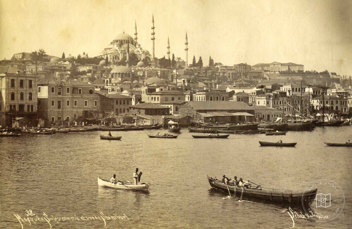 Süleymaniye and Golden Horn Floors
