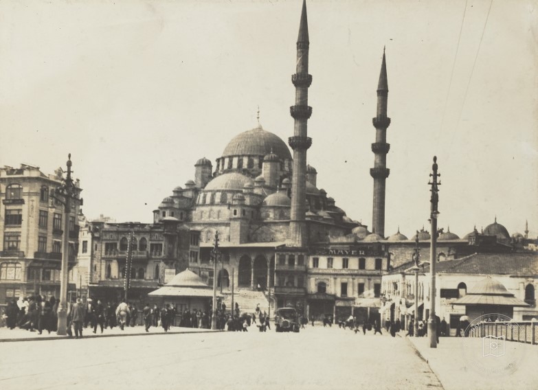 Galata Köprüsü Üstünden Yeni Cami