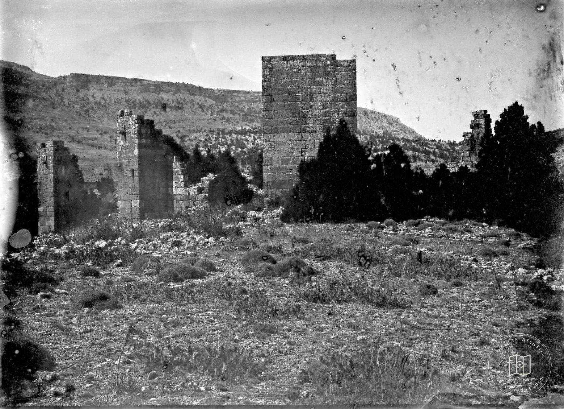 Coropissus: Şehir Surları