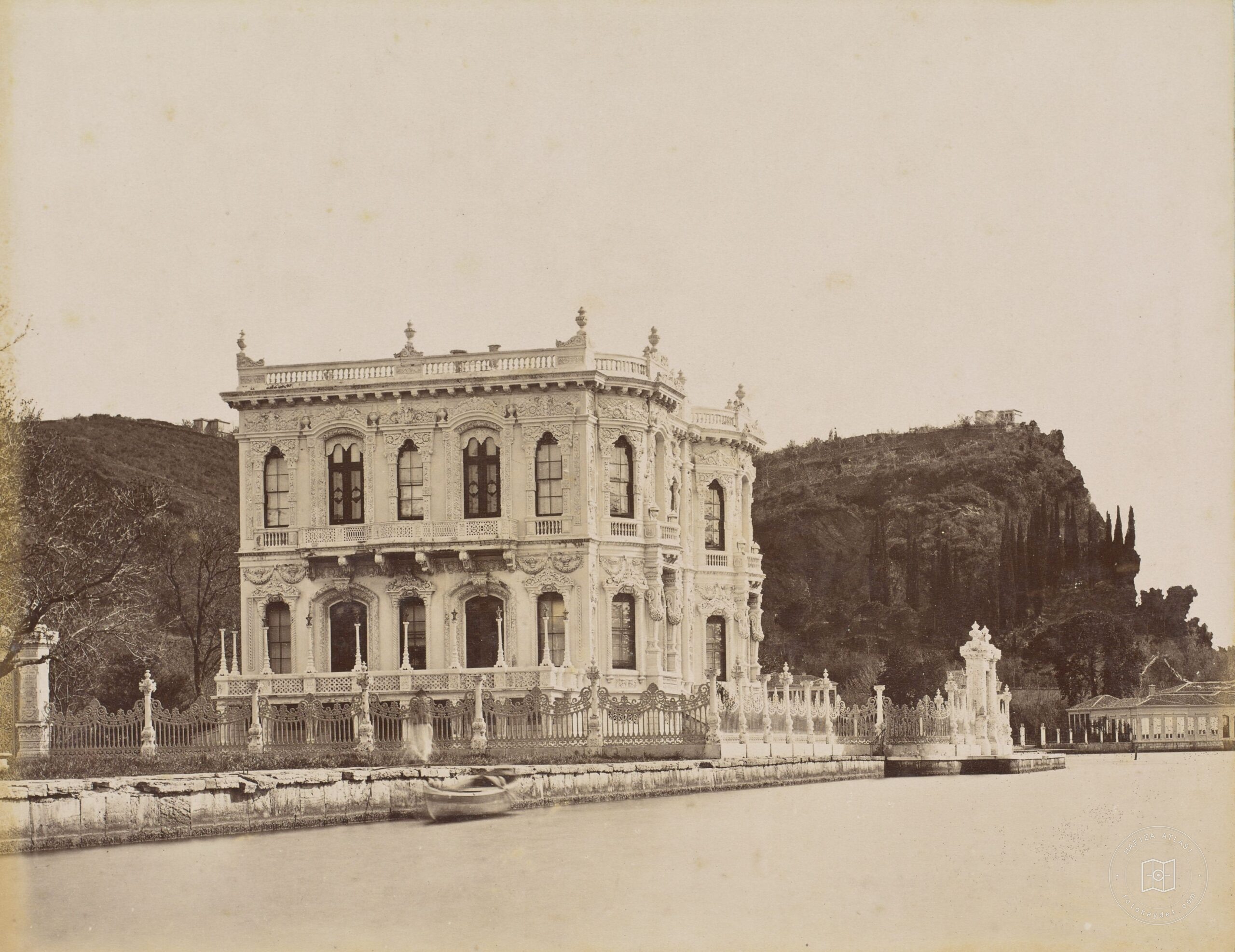 Küçüksu Kasrı