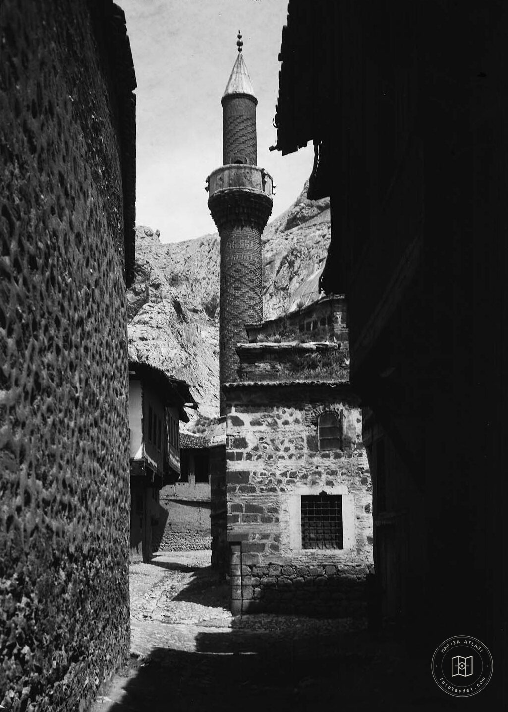 Tokat Alaca Mescit and Minaresi