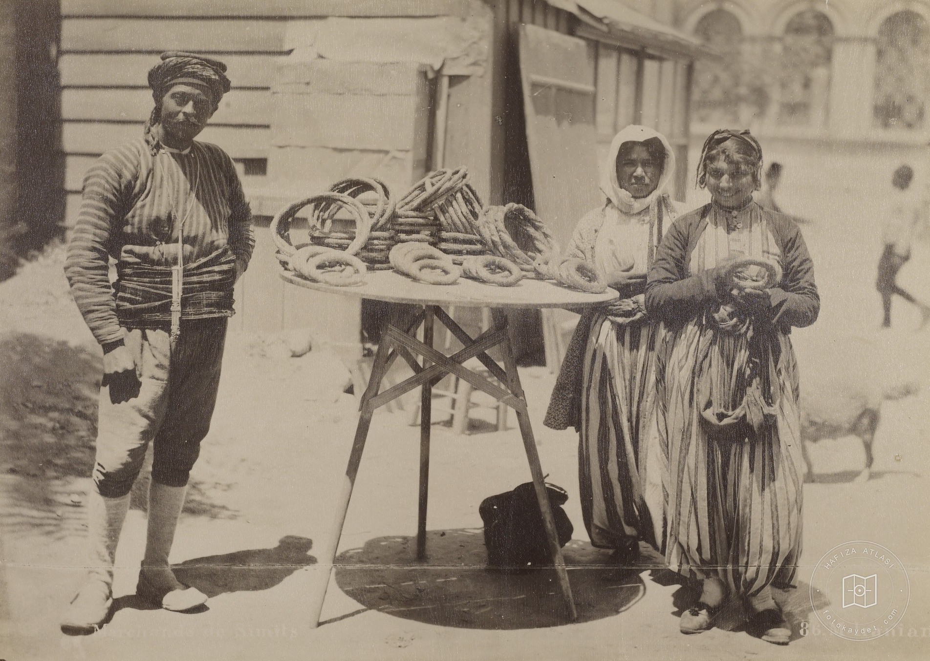 Simitçi ve Kadınlar