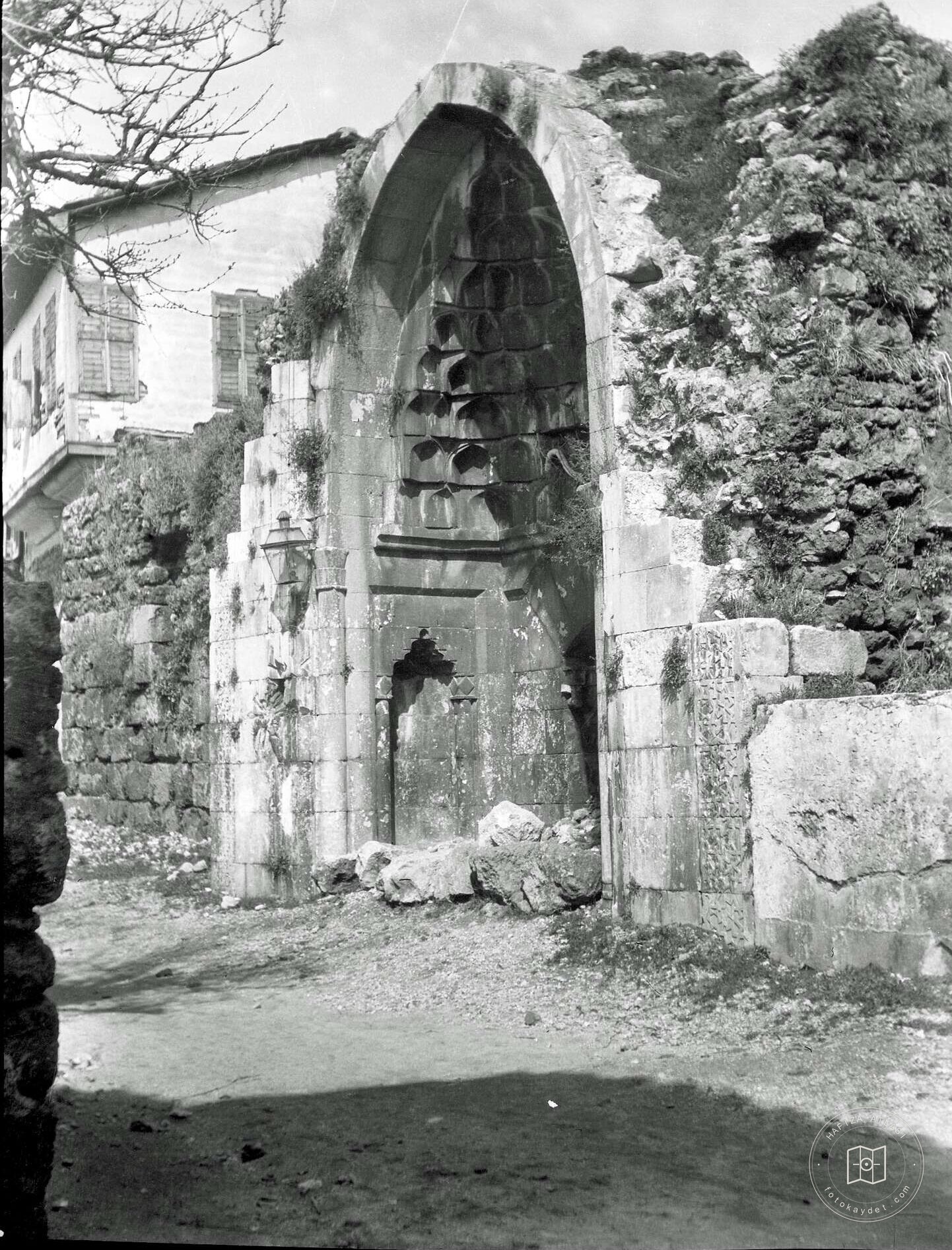 Antalya Fluted Minare Mosque Gate