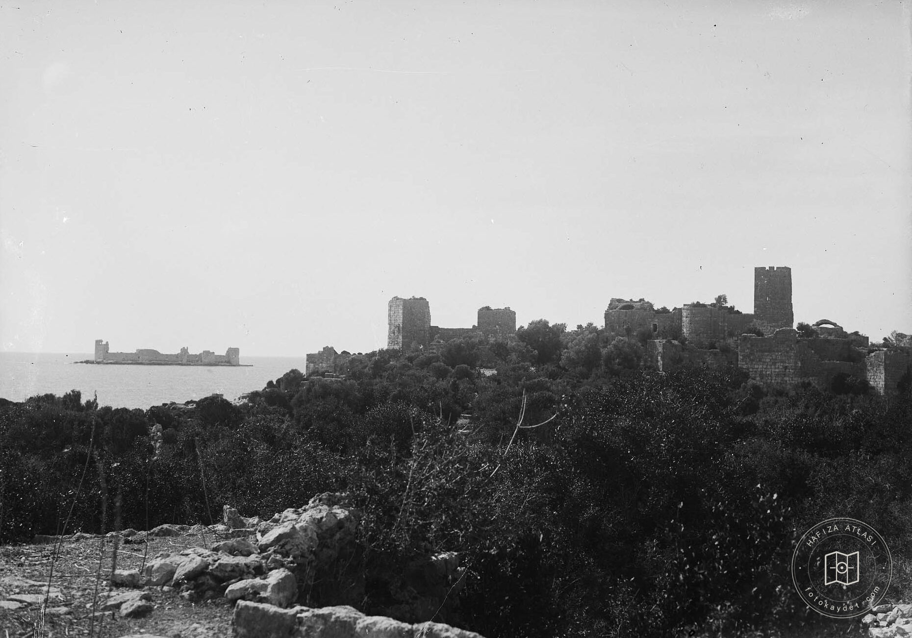 Shawl and Korikos Kara Castle